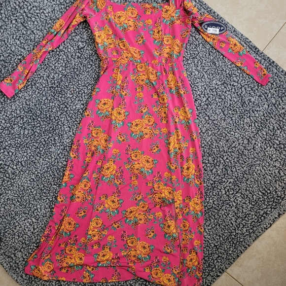 Hot Pink Floral Off Shoulder Dress - Picture 2 of 4